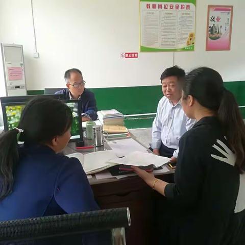 抓好教学常规管理 ， 促进教学质量提高 一记轵城三中常规展评