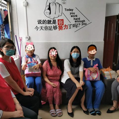 送节日关怀，温暖孩子心灵—— 龙城街道“妇联妈妈”把关爱温暖送上门