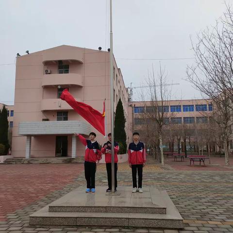 遵规守纪——让文明之花开满校园