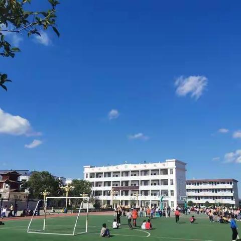 家校携手，共育英才——藤田镇中心小学报告会