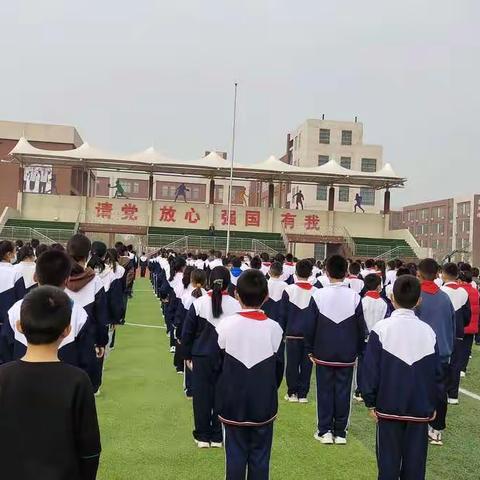 消防警钟长鸣，共筑平安校园——聊城闫寺实验学校开展消防安全演练活动