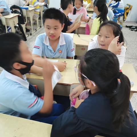 五1语文口语交际活动——“我们都来讲笑话”活动集锦