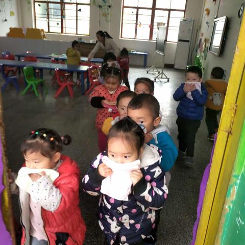 心语幼儿园2018消防演练简报