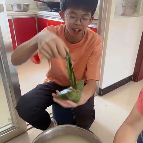 食粽思贤 情浓端午 —— 知端午、玩端午、品端午