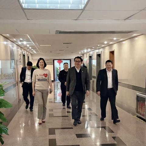 刘军行长到省分行住房金融部开展年终慰问