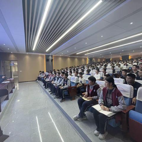 九年级立志动员会-安阳示范区飞翔中学