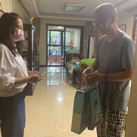 【莲湖•土门】融侨城社区党总支端午节慰问老党员 | 又到五月“端午节”，又闻粽叶飘香时。