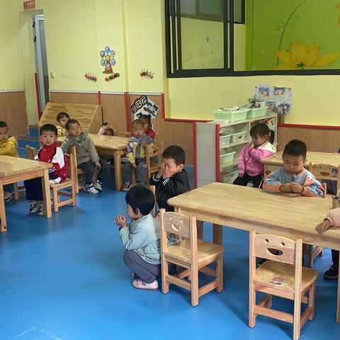 兴义市奥德贝贝幼儿园消防演练