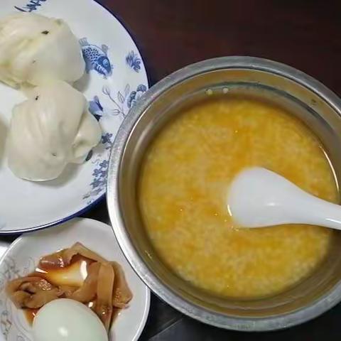 一（3）班曾万盛  关爱成长  美味早餐