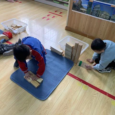 爱幼四班本周区域活动掠影