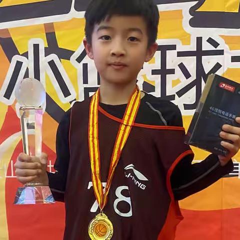 石家庄友谊大街小学，一起向未来！