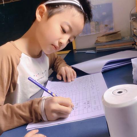 友谊大街小学 🌹💐学习运动一样不能少🏀