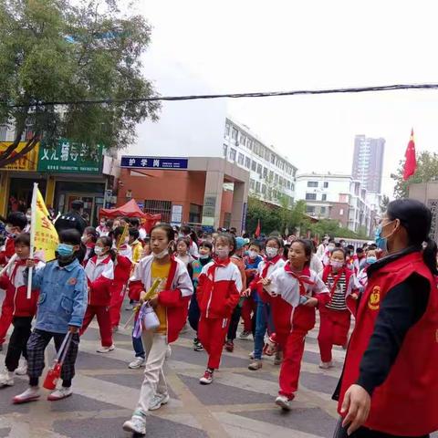 二年级一班，执勤日，家校兮育携手并进