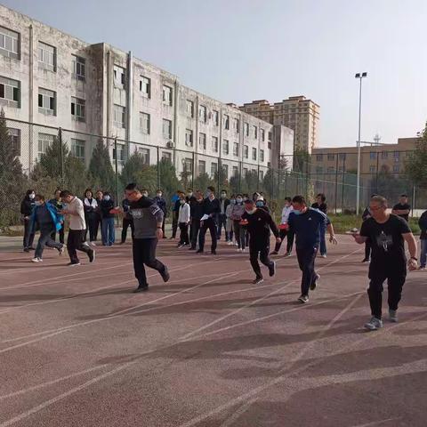 日照援疆教育发展中心迎中秋庆国庆 文体活动精彩纷呈