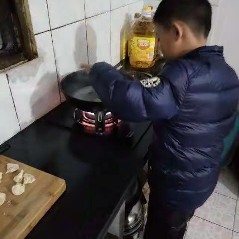 愉快的周末，做了一件让自己开心的事。