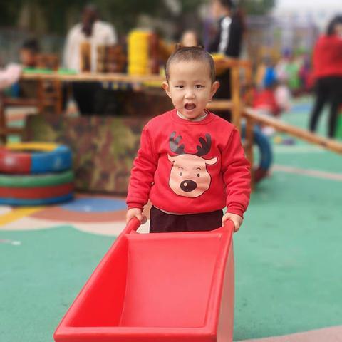 推小车——户外游戏故事