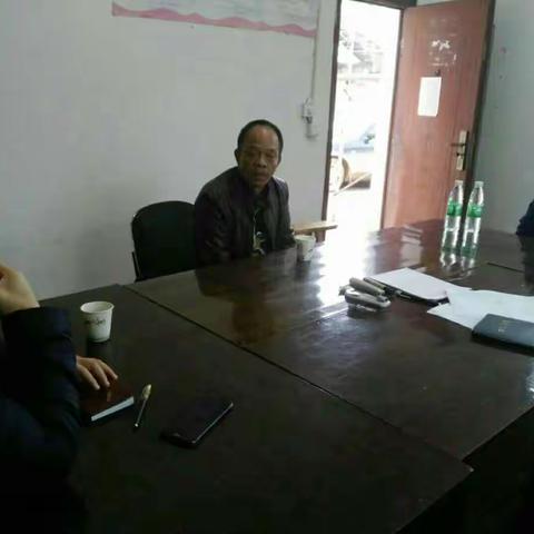 不忘初心、牢记使命，让精准扶贫深入人心