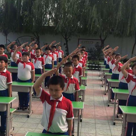 育才实验小学六年级二班