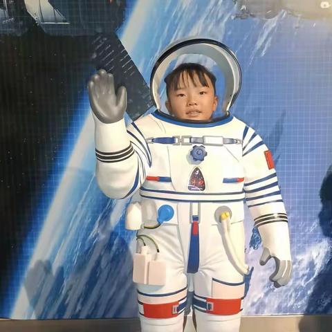 快乐暑假 充实一“夏”——硒都民族实验小学116班陈晓玥暑假生活实践活动