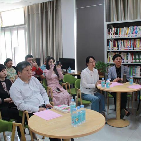 “书香人大，同心悦读”——青年公园街道人大工作室组织开展读书分享活动