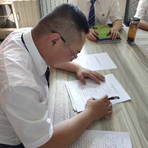 嘉峪关供电段玉门高铁供电车间团支部换届选举暨团员大会