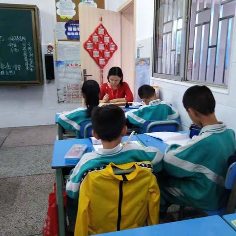 红梅班成长日记——师生共砚，调墨育人