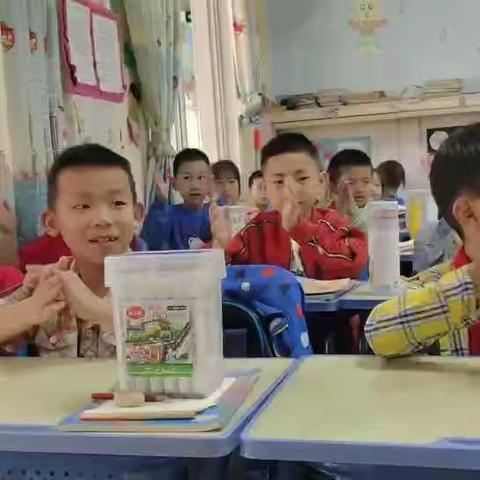 激发兴趣，发现规律美—司马光外国语小学第十三周数学组教研