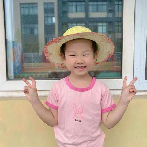 丰华体智能幼儿园—朝霞班成果案例展示—表现力—创造力—专注力