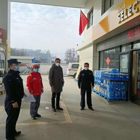 哑柏派出所在辖区内开展消防检查工作