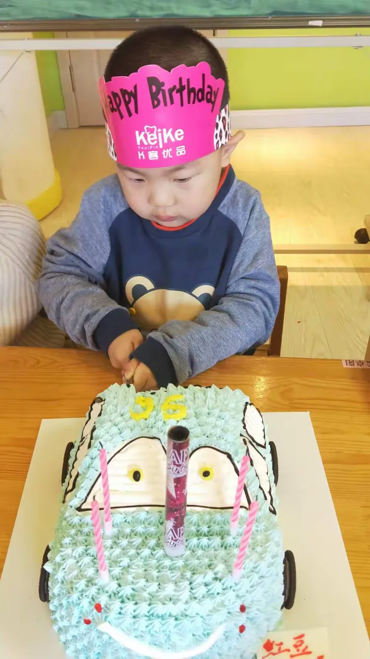 刘思嘉生日快乐