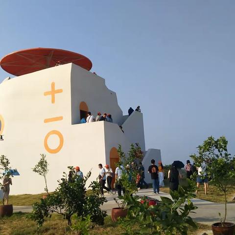 吉吉村引来网红“闹窝“