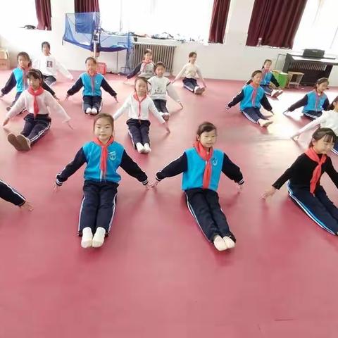 诚睦路小学舞蹈社团
