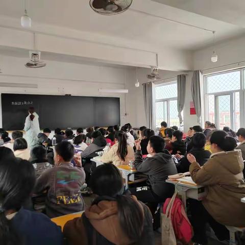 预防踩踏勤演练，安全教育润我心——善堂镇寄宿制小学防踩踏演练