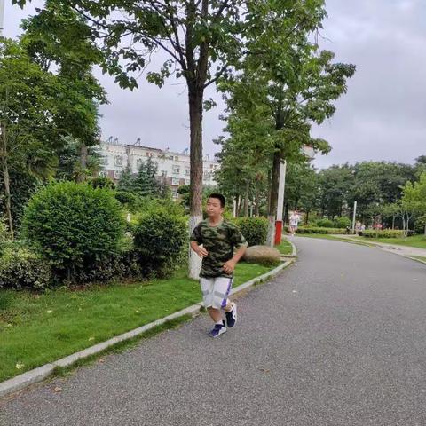 多彩暑期   伴我成长——七六班喻越暑期生活（一）