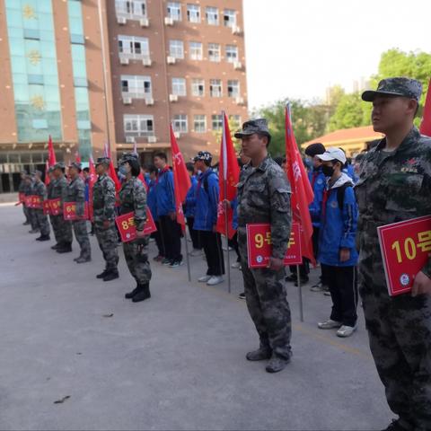 游学人工天河    铸造刻苦精神