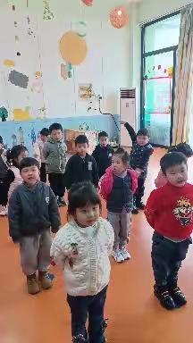 义堂银座幼儿园一日活动总结（小二班）