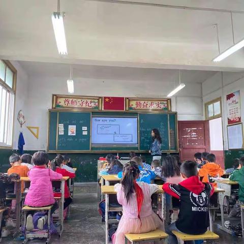 青花小学10月课改课教研活动