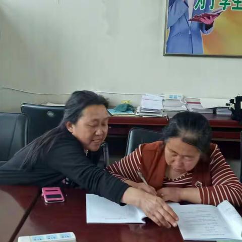 研修总是在路上 ------红红火火的石侯小学语文教研活动（副本）