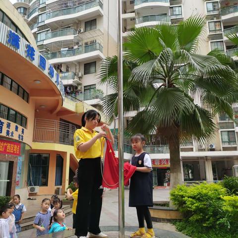 福满花园幼儿园新学期小班第十周每日活动精彩回顾❤️