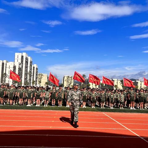 无军训，不青春。---阳明中学高新校区74班肤色蜕变记录