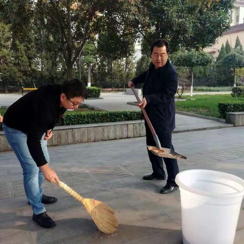 创建文明城 职教在行动