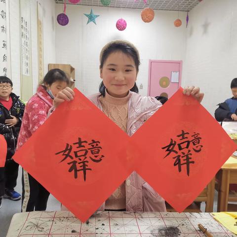 郑邻嫦的成长史