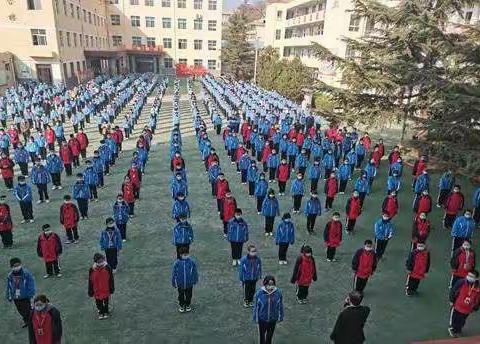 疫情防控显担当——镇头初级中学教师坚守“疫”线彰显责任担当