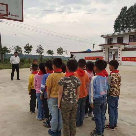 鄢岗镇李楼小学2021年夏季运动会