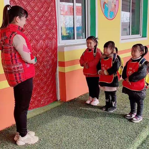 小孟幼儿园苗苗班级迎新年庆元旦