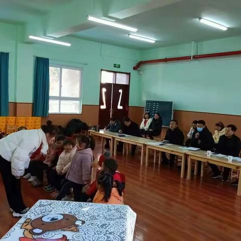 以赛促教，以教促学——茨沟镇幼儿园教学能手比赛