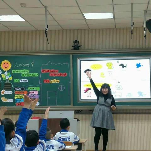 我校开展英语校本教研活动