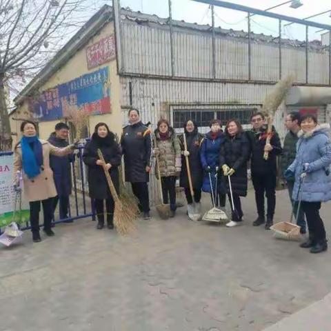 东港路小学“我是党员我带头”主题党日活动掠影