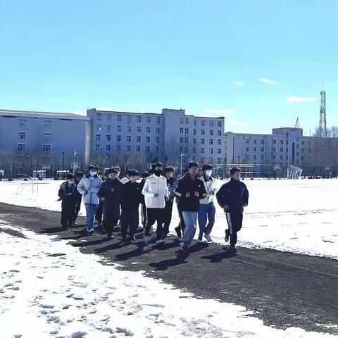 生命在于运动，战疫在于行动——学院组织开展线下体育课