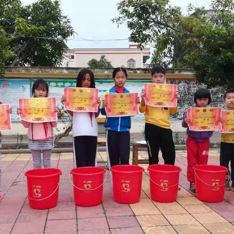 2018-2019学年度高辣小学期中考试获奖学生